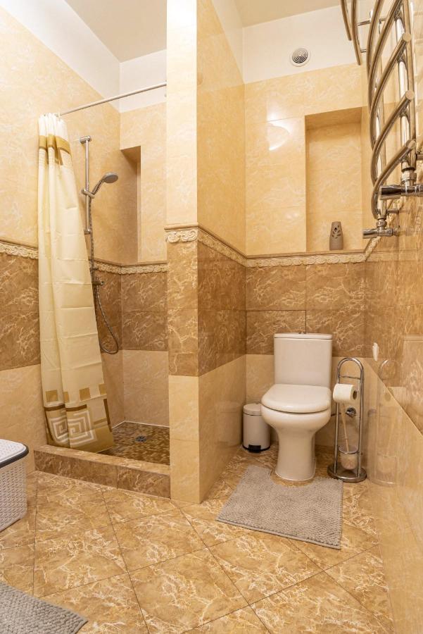 Comfort Apartment リヴィウ エクステリア 写真
